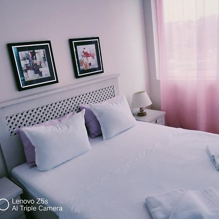 Excellent Apartment In Emberli Aparthotel. Lozeneț Exterior foto