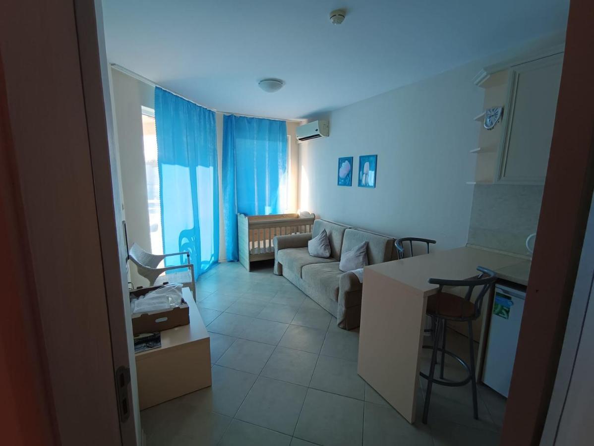 Excellent Apartment In Emberli Aparthotel. Lozeneț Exterior foto