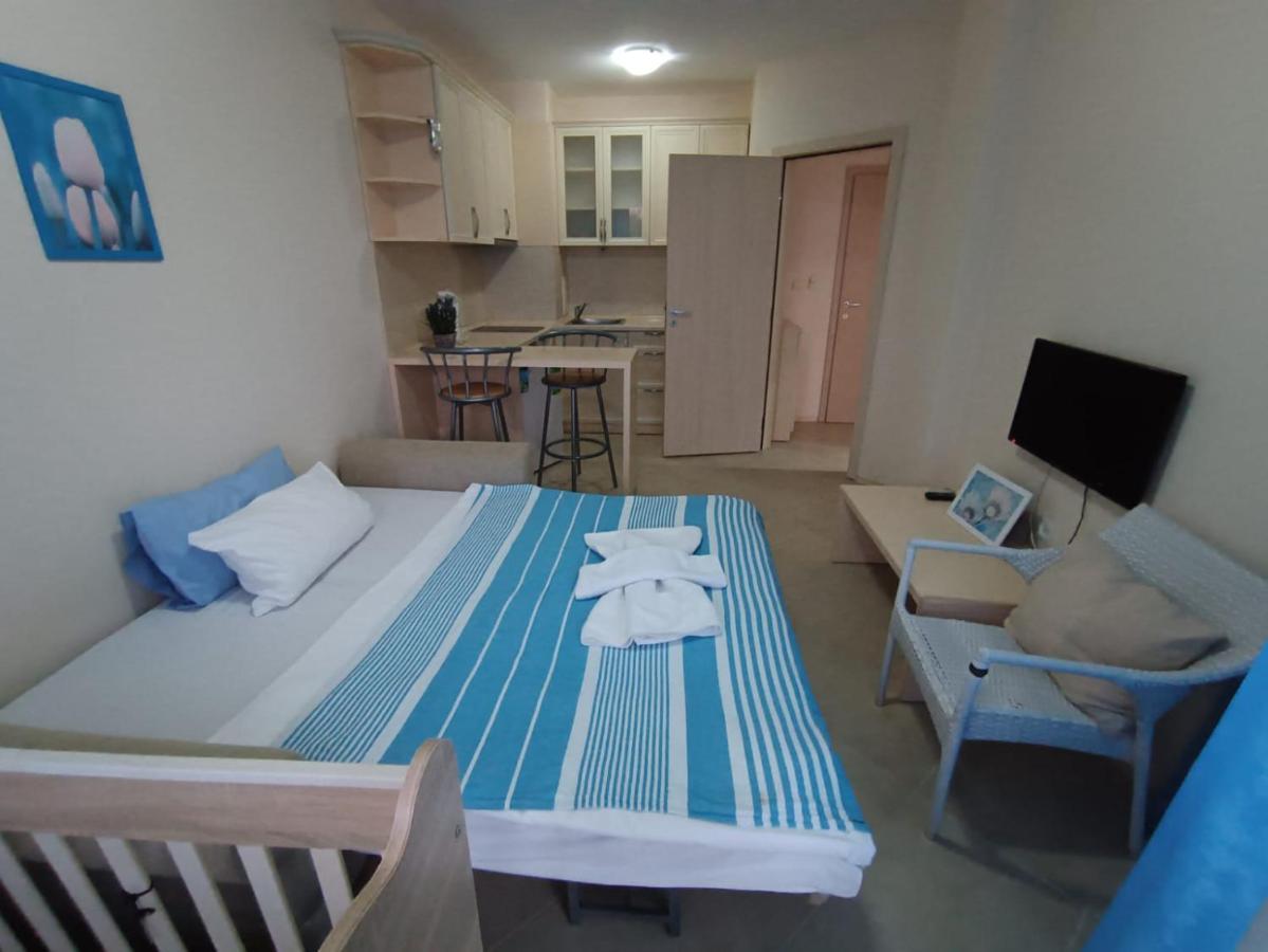 Excellent Apartment In Emberli Aparthotel. Lozeneț Exterior foto